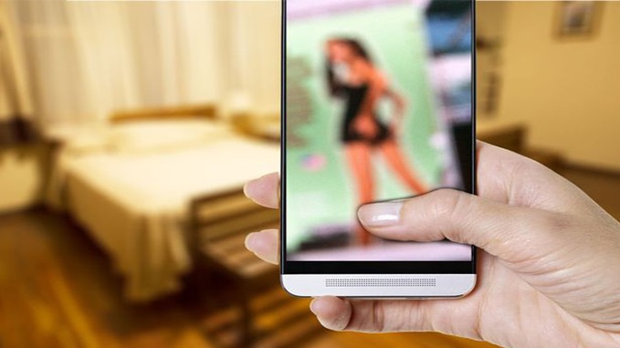 Adult content views on smartphones up by 75% as data rates drop in India